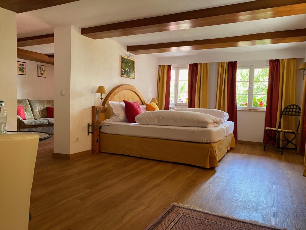 Hotel Hirschen Menzenschwand-Hinterdorf 외부 사진