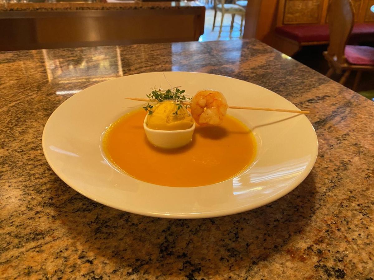Hotel Hirschen Menzenschwand-Hinterdorf 외부 사진