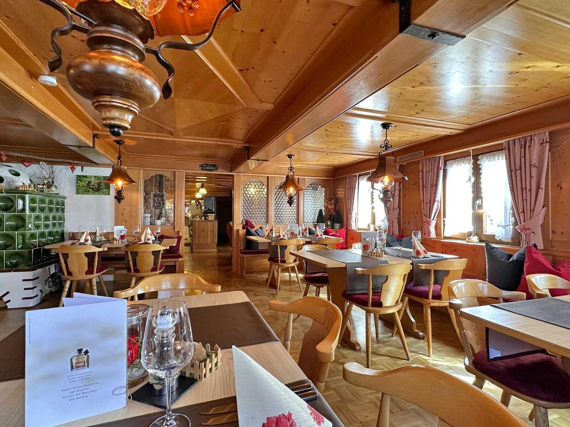 Hotel Hirschen Menzenschwand-Hinterdorf 외부 사진